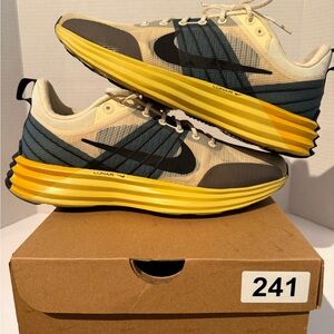 Nike Men’s Athletic Shoes in Yellow, Blue, Cream